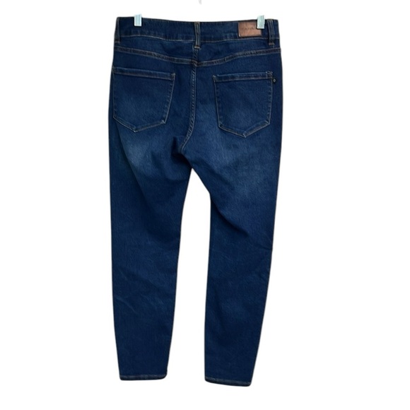 Tahari Women's Blue Jeans - Picture 3 of 6